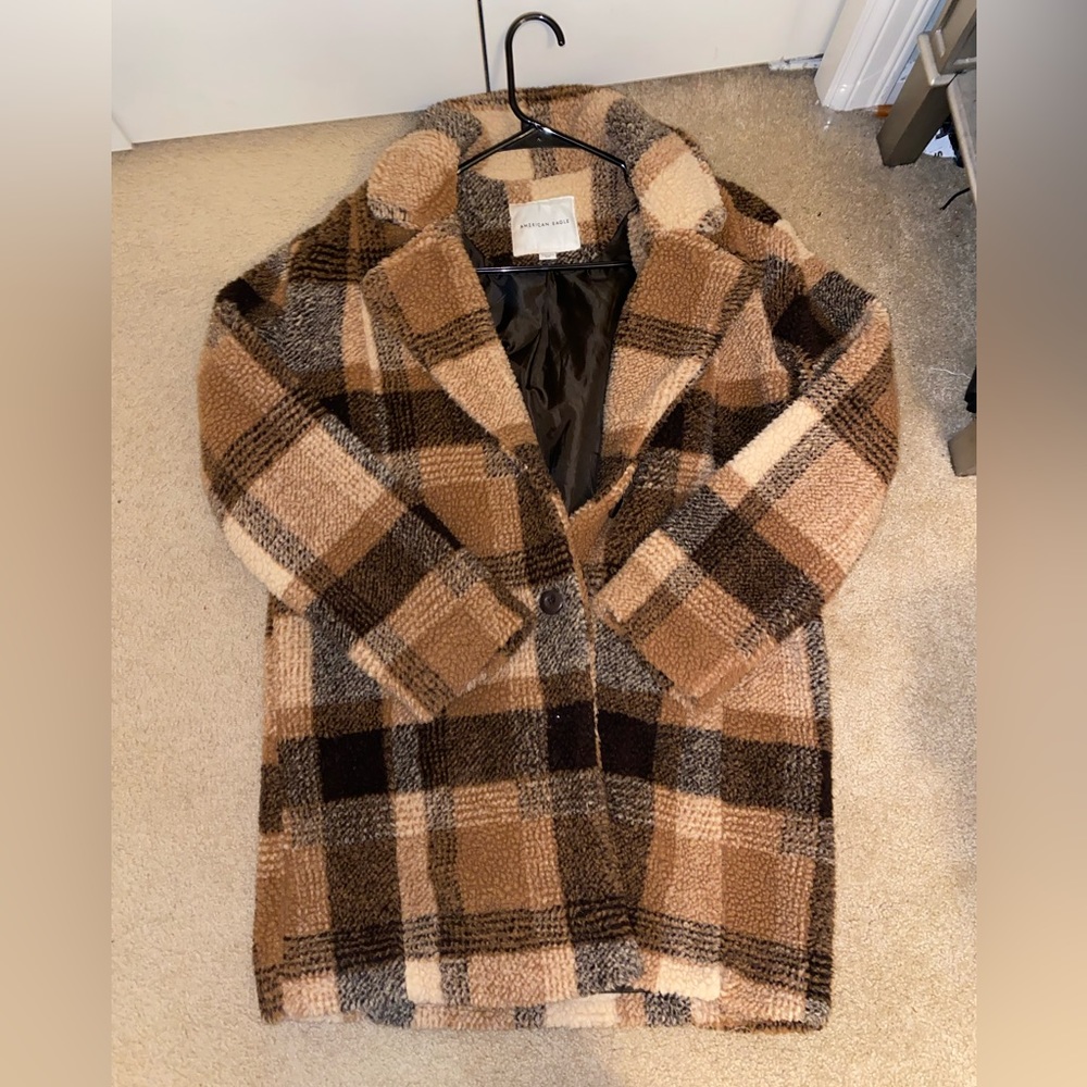 Adorable American Eagle Thigh-Length Brown Plaid Sherpa Jacket!